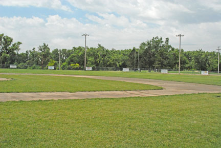 Alma Nebraska Baseball Outfield
