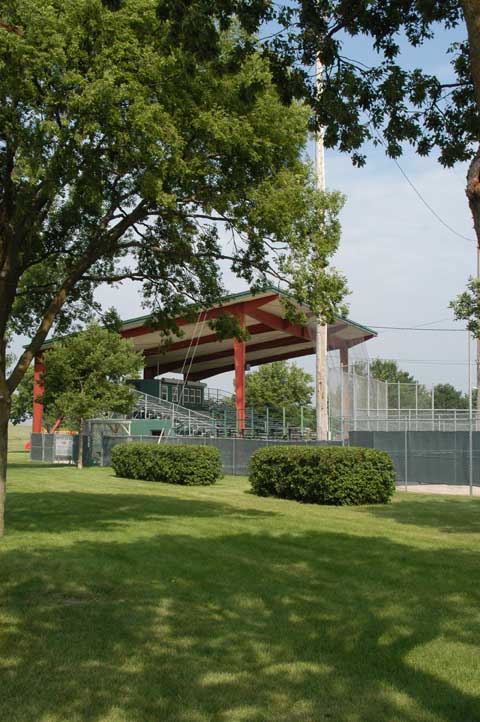 ryder park 
grandstand